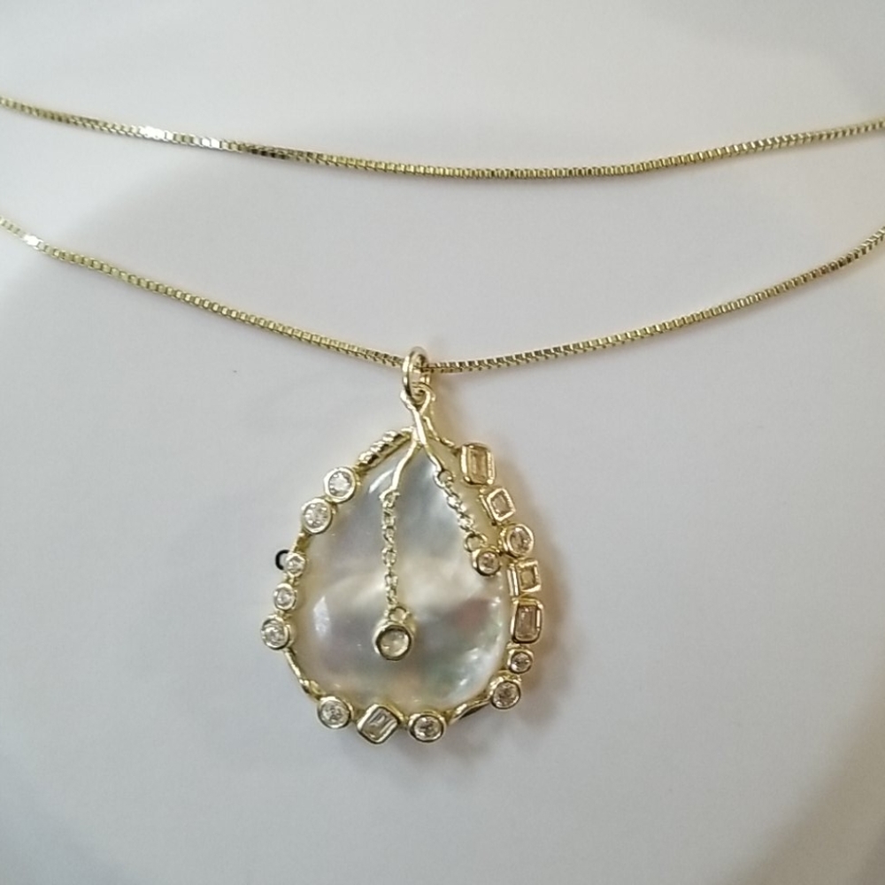 Gold filled, mother of pearl and crystal necklace